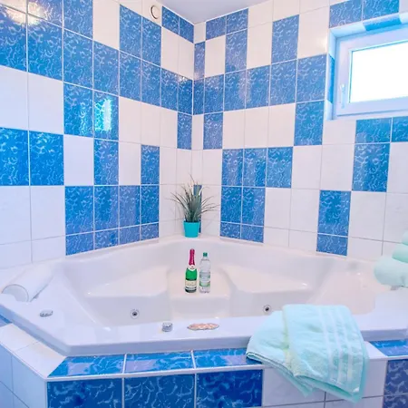 Residenz Am 4-58 Apartment